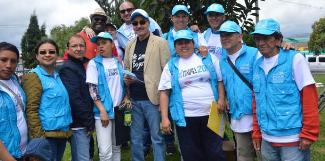 Barristas de Santa Fé en la jornada Bogotá Limpia 20K Barristas de Santa Fé en la jornada Bogotá Limpia 20K