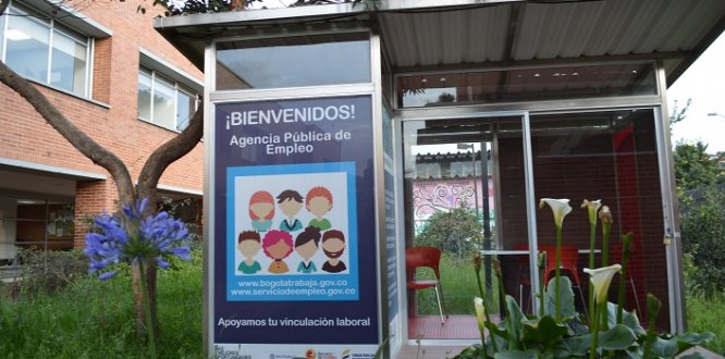 Quiosco de Bogotá trabaja en la alcaldía local Imagen del quiosco de Bogotá trabaja en la alcaldía local
